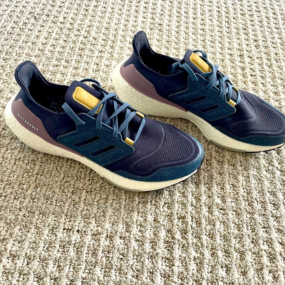 adidas Ultraboost Women's Navy Blue Teal Pink Athletic Shoes